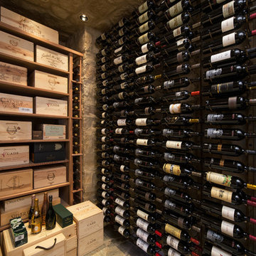 Metal/Wood Wine Cellar
