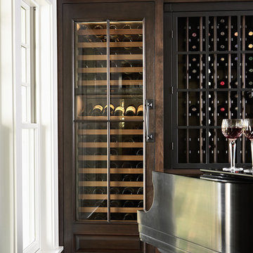 Piano & Wine Room