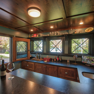 "The Lantern" a lakeside home