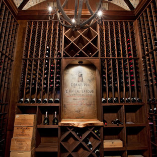 Cette photo montre une cave à vin méditerranéenne.
