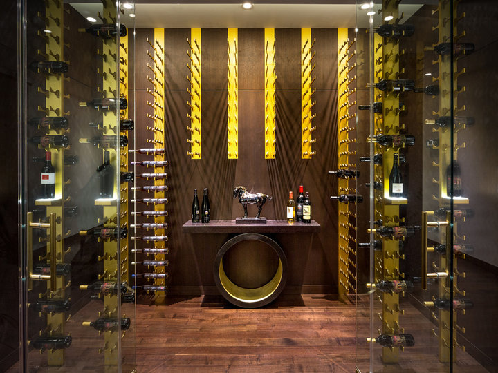 Contemporary Wine Cellar - Wine Cellar