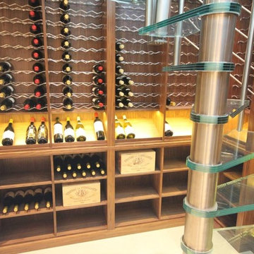 Wine cellar in walnut, glass and metal
