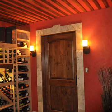 Wine cellar, kitchen and lounge