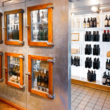 Wine Cellar: Oakville Grocery Wine Vault
