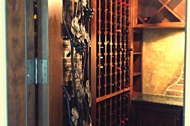 Photo of a traditional wine cellar in Austin.