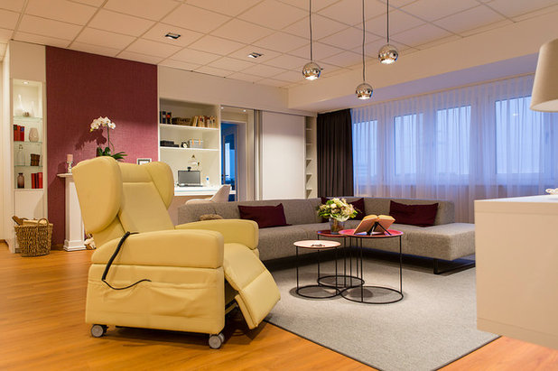 Wohnzimmer by AAB DIE RAUMKULTUR GmbH & Co. KG