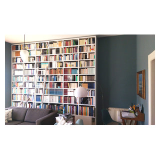 Bücherwand mit Leiter nach Maß für große Büchersammlung - Modern - Family  Room - Bremen - by GANTZ – Regale und Einbauschränke nach Maß | Houzz