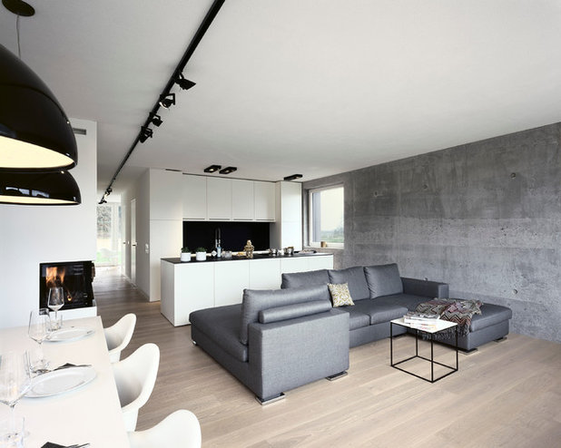 Minimalistisch Wohnbereich by KPT Architekten