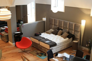 Example of a trendy living room design in Bremen