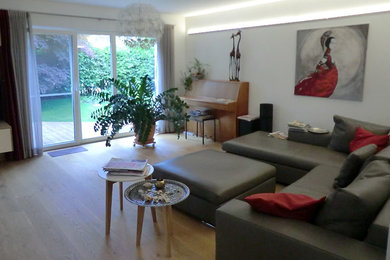 Modernes Wohnzimmer in München