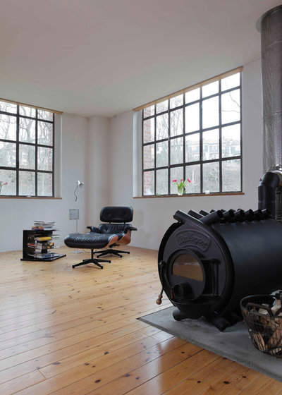Industrial Living Room by architektur anders