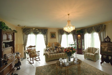 Klassisches Wohnzimmer in Sonstige