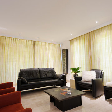 Wohnzimmer mit PLameco Spanndecke renoviert