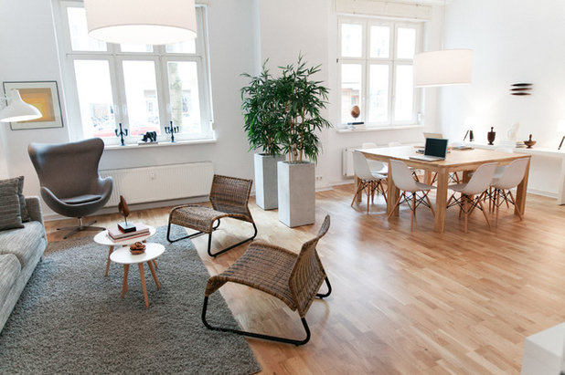 Skandinavisch Wohnbereich by Gila Faghihi Interior Design