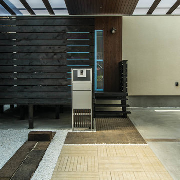 大阪市内の密集地でありながら、落ち着いた癒しの空間を創造した北欧モダンの家