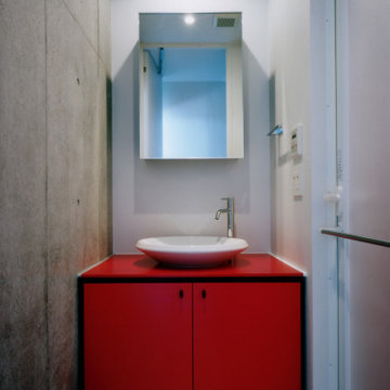 オリジナルの赤い洗面化粧台