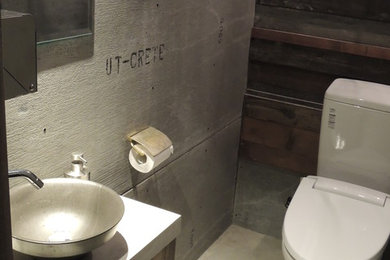 大阪にあるエクレクティックスタイルのおしゃれなトイレ・洗面所の写真