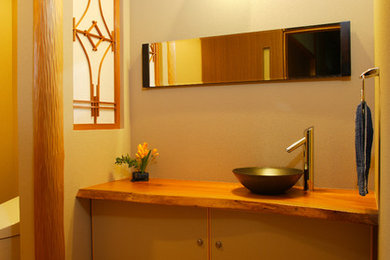 名古屋にある和風のおしゃれなトイレ・洗面所の写真