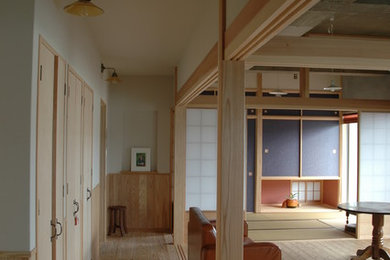 На фото: гостиная комната в восточном стиле