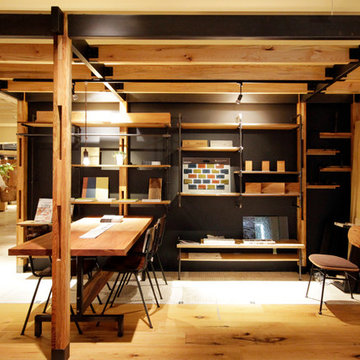 SIMPLE HOUSE Nu茶屋町店