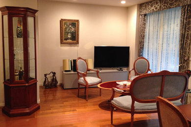 Photo of a classic living room in Yokohama.