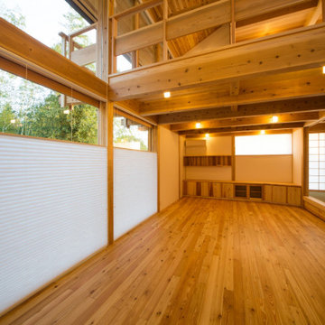 【木造真壁スキップハウス】居間〜食堂