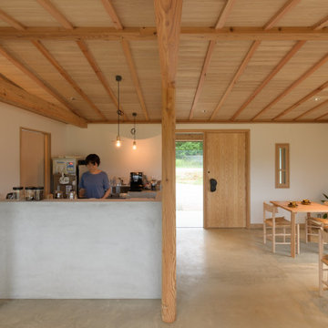 農村の平屋カフェ(内観)