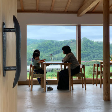 農村の平屋カフェ(内観)
