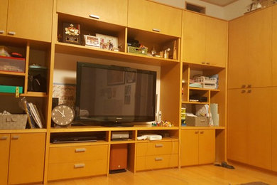 Living room - scandinavian living room idea in Nagoya