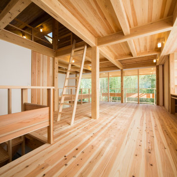 【木造真壁スキップハウス】２階 南面を望む