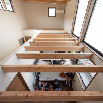 裏路地の三層