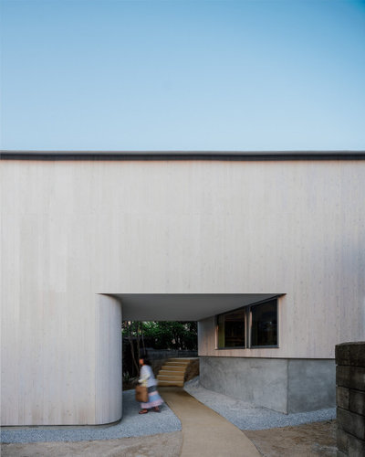 Современный Фасад дома by class archi 株式会社