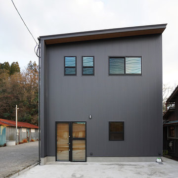 Material Style House
