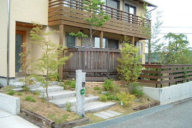 神戸にあるモダンスタイルのおしゃれな家の外観の写真