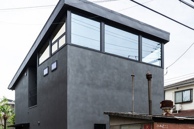 京都にあるコンテンポラリースタイルのおしゃれな家の外観の写真