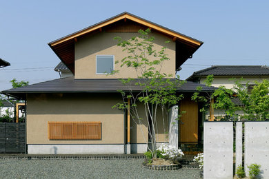 Foto de fachada de casa minimalista de dos plantas