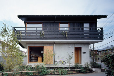 東京都下にあるコンテンポラリースタイルのおしゃれな家の外観の写真