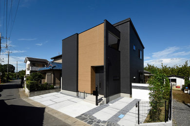 Esempio della facciata di una casa moderna a due piani