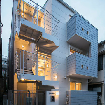 ホワイト&グレー、猫と住む集合住宅外観：東京都品川区不動前