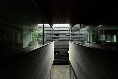 Inspiration for a modern house exterior in Sapporo.