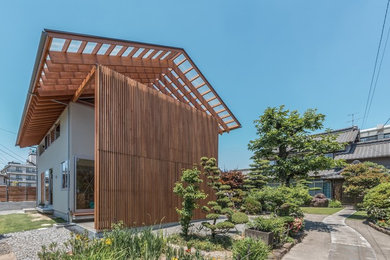 Photo of a modern house exterior in Nagoya.