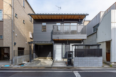 東京23区にあるアジアンスタイルのおしゃれな家の外観の写真