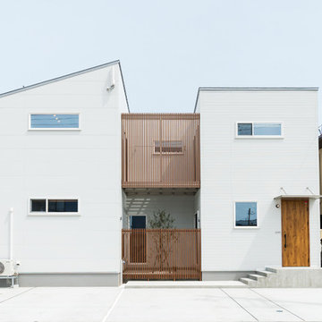 「白×木×緑」で彩ったシンプルな家