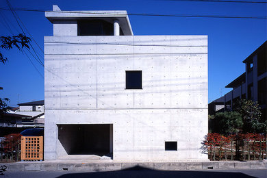 Design ideas for a modern house exterior in Tokyo.