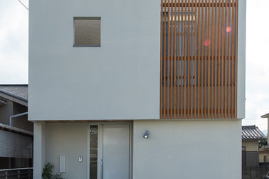 福岡にあるミッドセンチュリースタイルのおしゃれな家の外観の写真