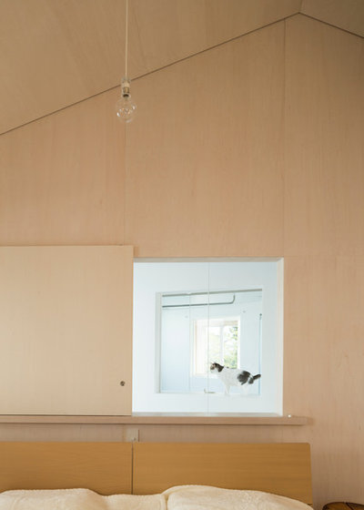 コンテンポラリー 寝室 by CHIBA MANABU ARCHITECTS