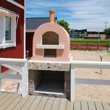 スウェーデンの郊外に点在する家々を連想するお家