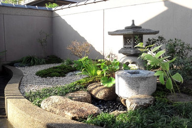 名古屋にある和風のおしゃれな坪庭の写真