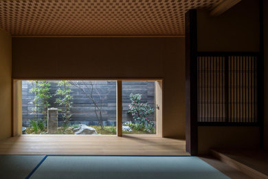 京都にあるトラディショナルスタイルのおしゃれな庭の写真