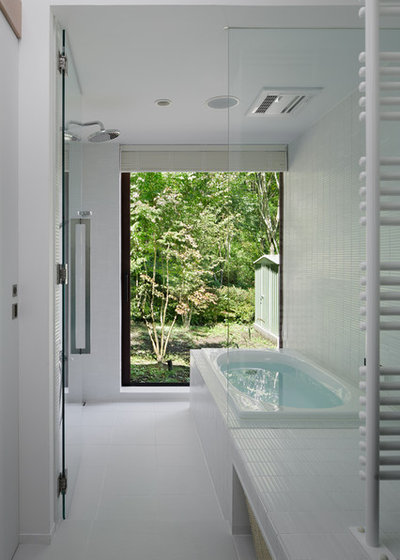 モダン 浴室 by アトリエ137 | atelier137 Architectural Design Office